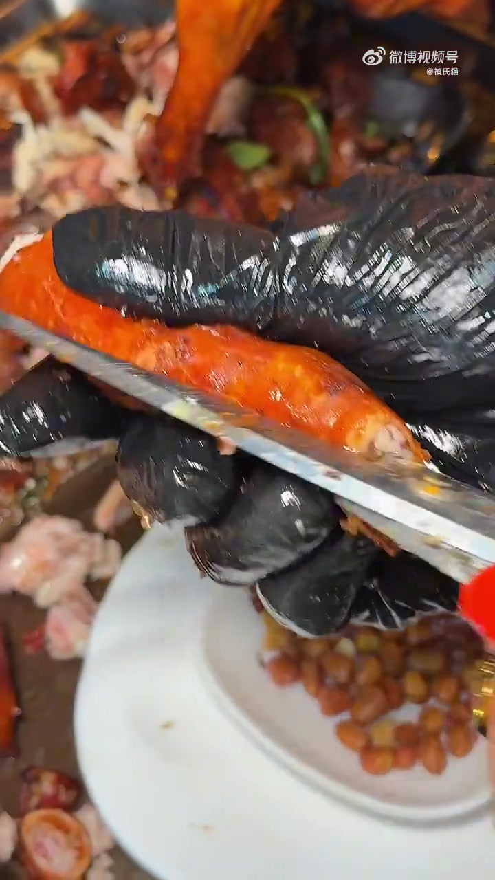 谁懂夜跑后遇见脆皮大肠的罪恶感