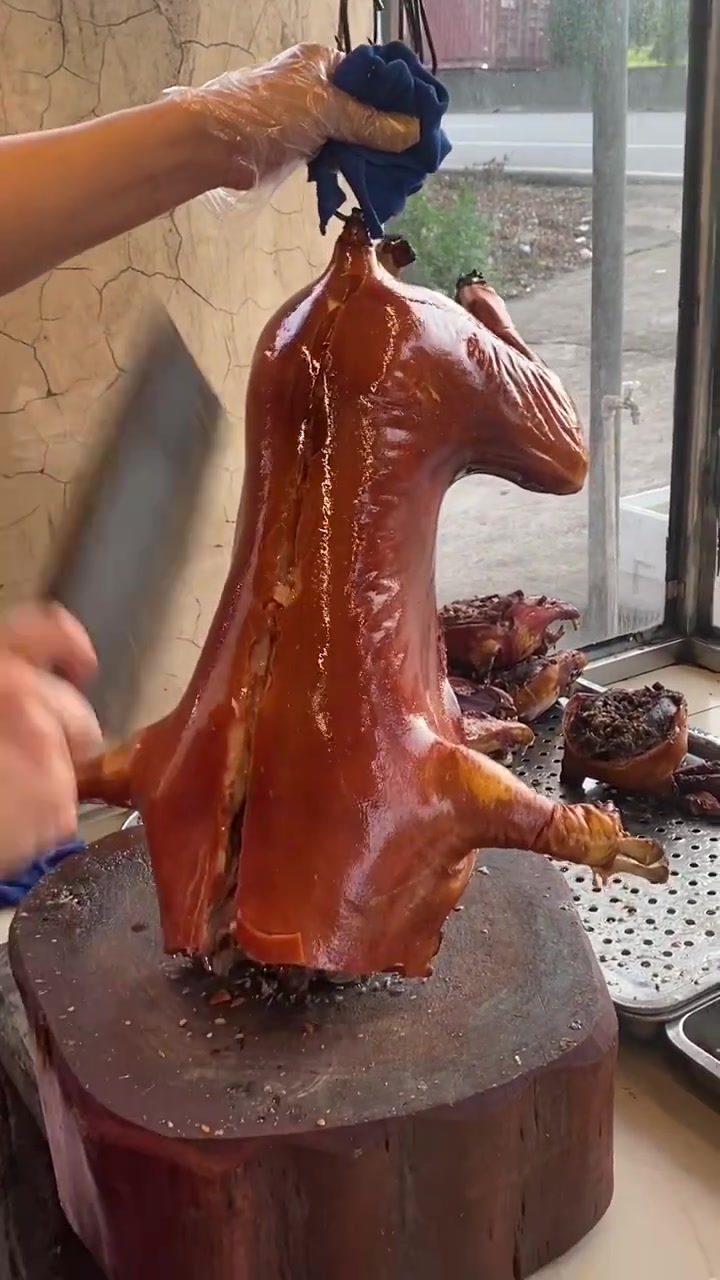 烤乳猪yummy