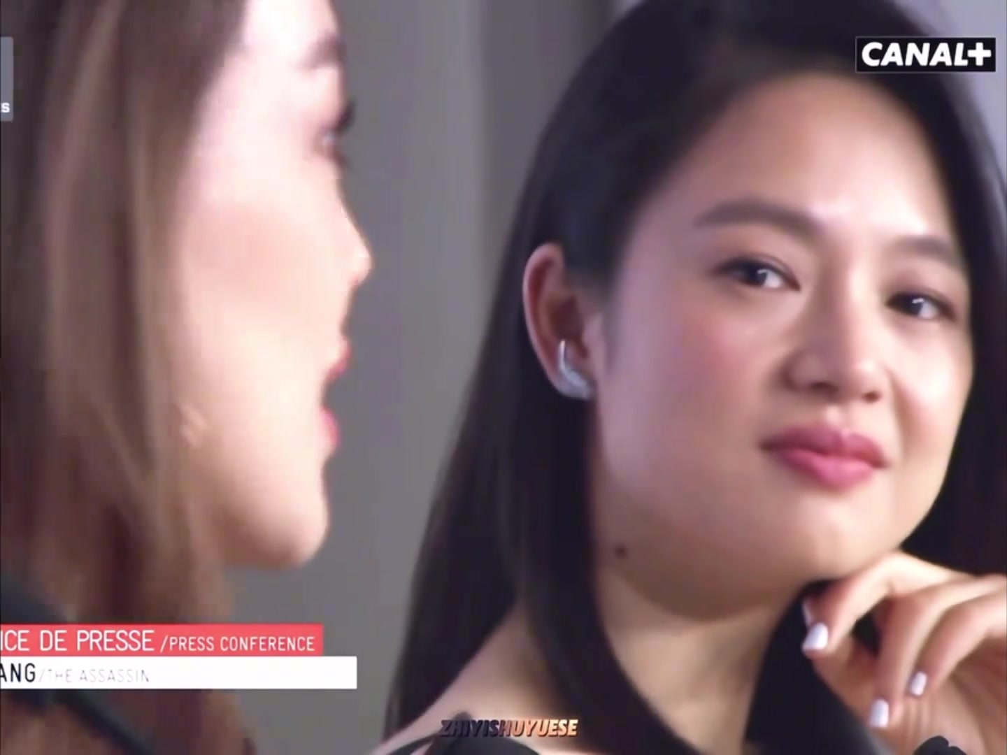 循环了无数次的视频舒淇周韵她俩有点意思