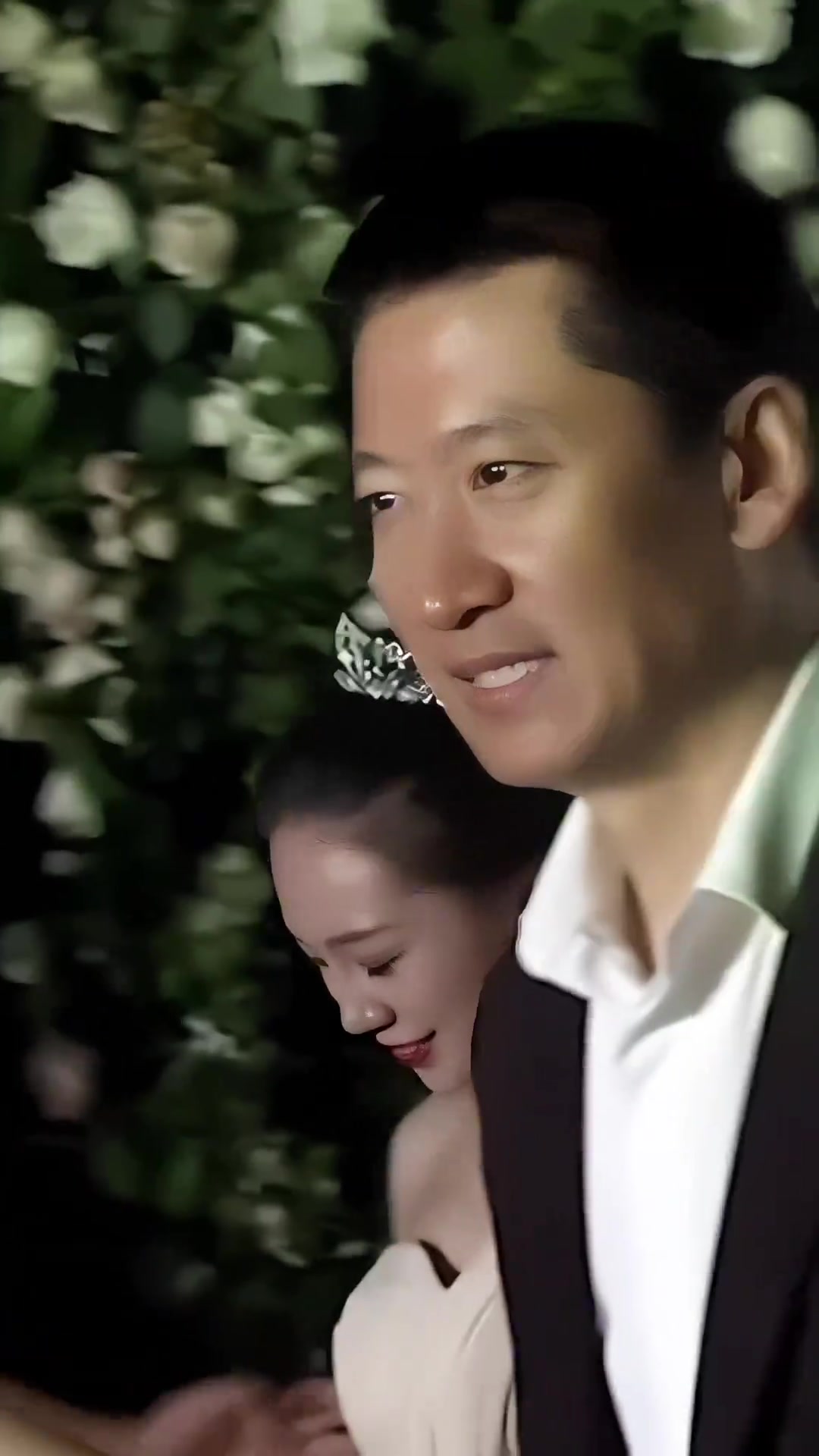 周杰带女友现身，当年林心如一句舌吻，让他至今无戏可拍
