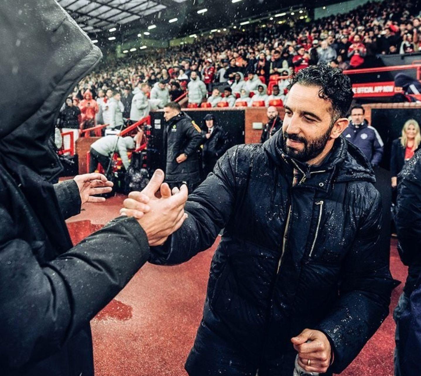 曼联老板亲自下场！开会要求阿莫林变阵后者无言以对但就是不变