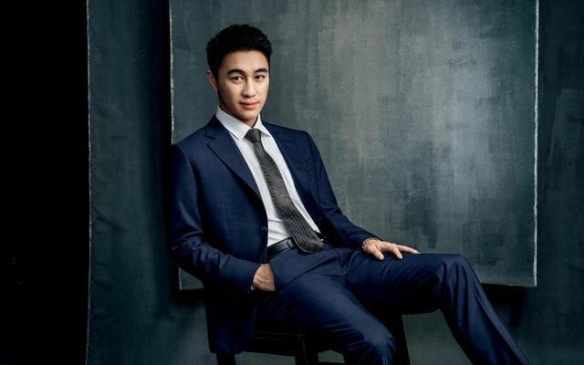 何猷君正式成为凯尔特人共同所有人，中国资本再入NBA核心圈