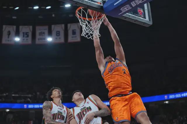 CBA常规赛第一轮，上海男篮95比85战胜吉林男篮