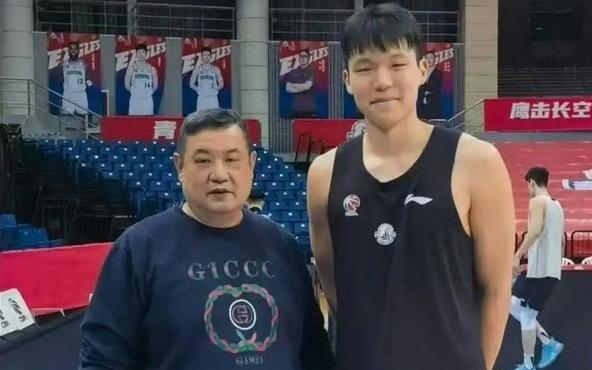 杨瀚森启蒙恩师！青岛男篮讣告：徐长锁因病医治无效不幸与世长辞