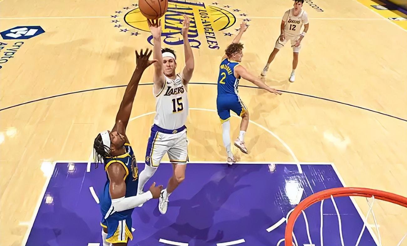 今日的NBA季前赛结束了所有比赛，湖人复仇勇士，快船94102掘金