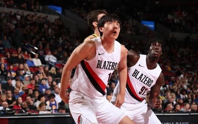 杨瀚森8分钟1分1板：成长很痛，但NBA不会为谁等待