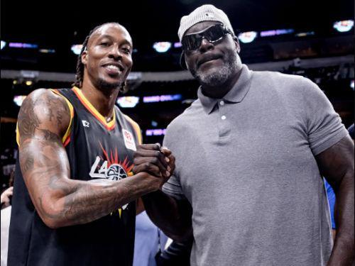 世纪和解！奥尼尔观战霍华德：不讨厌你承诺去见证魔兽进名人堂