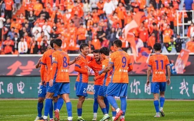 体坛记者：瓦科去留可能性相同，有西亚、东南亚球队有意签他