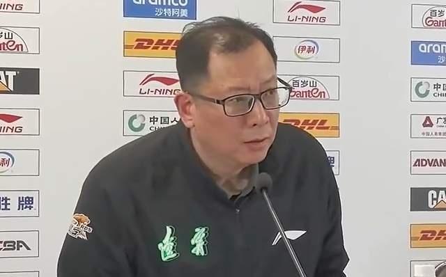 辽篮为何负北京吴乃群说得含蓄，一席话却很刺耳，许利民啥都说