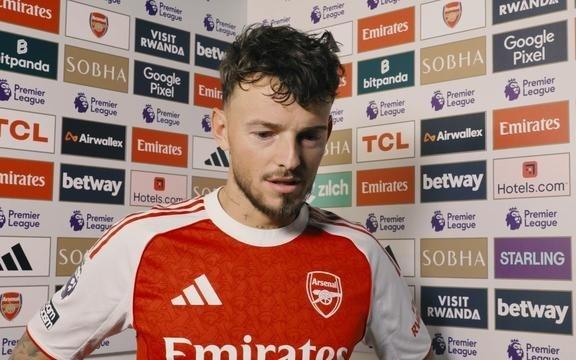 本怀特：跟马杜埃凯或是萨卡搭档没什么不同，很高兴能上场