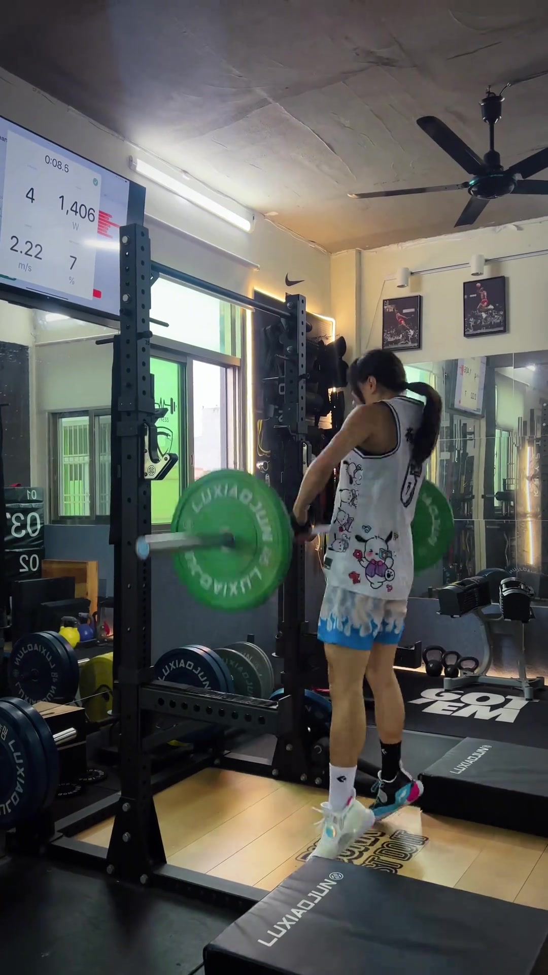 175的女生这么扣这是标筐吗