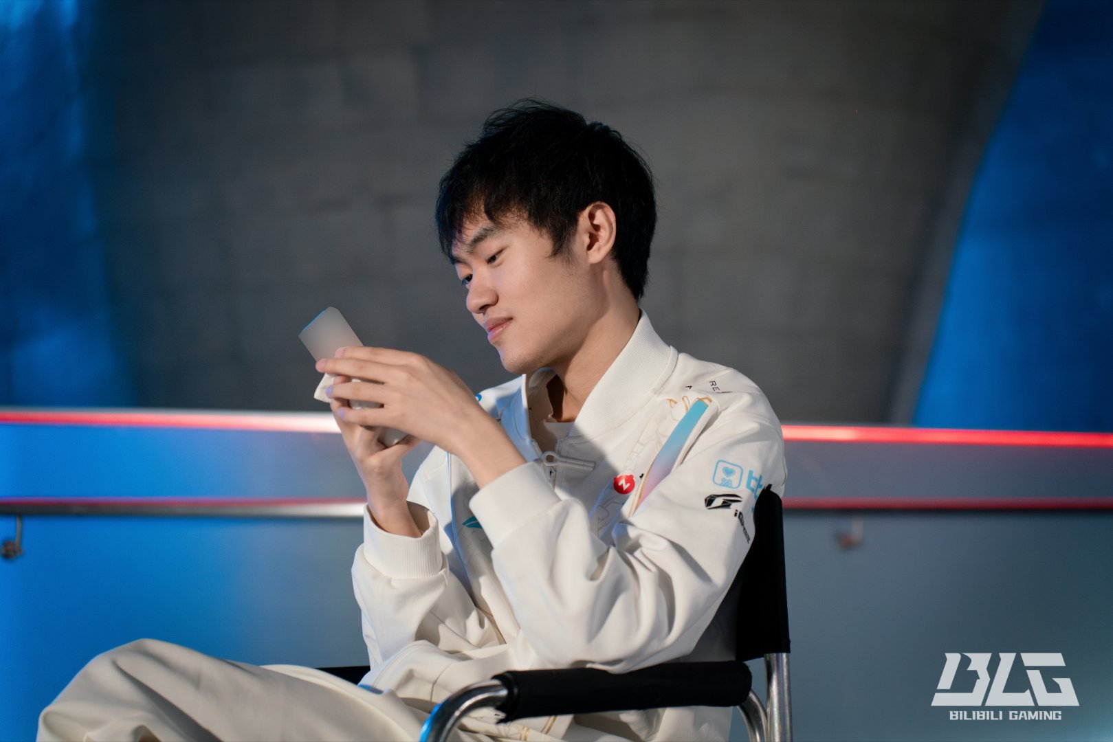 拿下春冠！knight赛后更博：我的沙皇也能夺冠了！