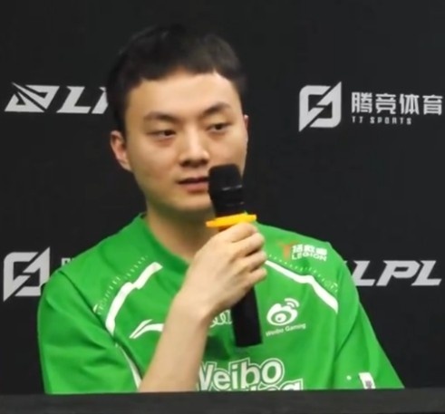 Light：今天没赢主要跟我下路有关吧，有点被完爆了，就...没办法