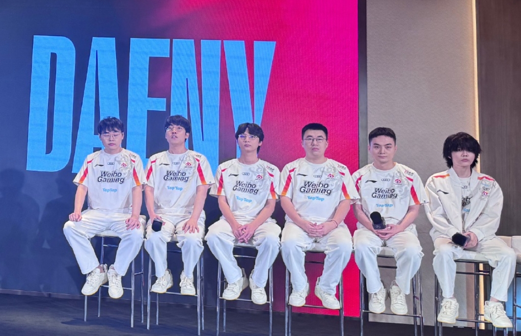 你们有皮肤么？刘青松Crisp：我会展示下为什么我是世界冠军而他们不是