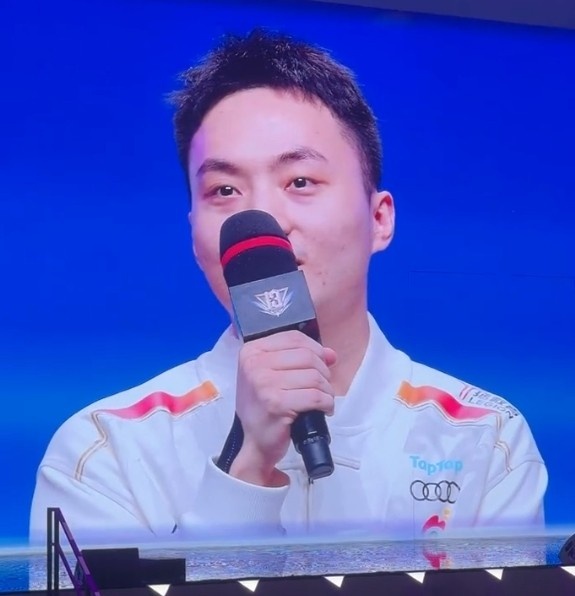 Light：今天是我们团队的救赎！知道输会被淘汰 所以大家打得很好