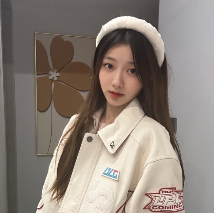 心态崩盘？白云队8连败回家 阿芙群里疯狂吐槽指挥犹豫 以及自己操作失误