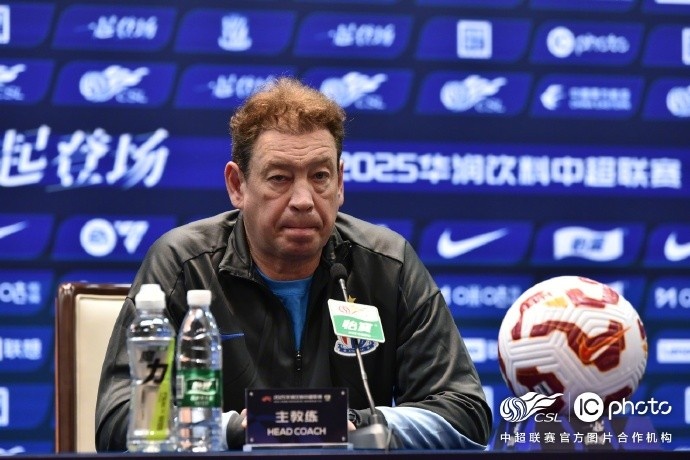斯卢茨基：每场目标都是三分轮换多人还轻松取胜不切实际