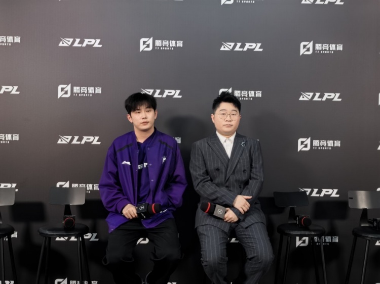 UP赛后群访 教练：不是对方做的更好 而是我们自己打的不好