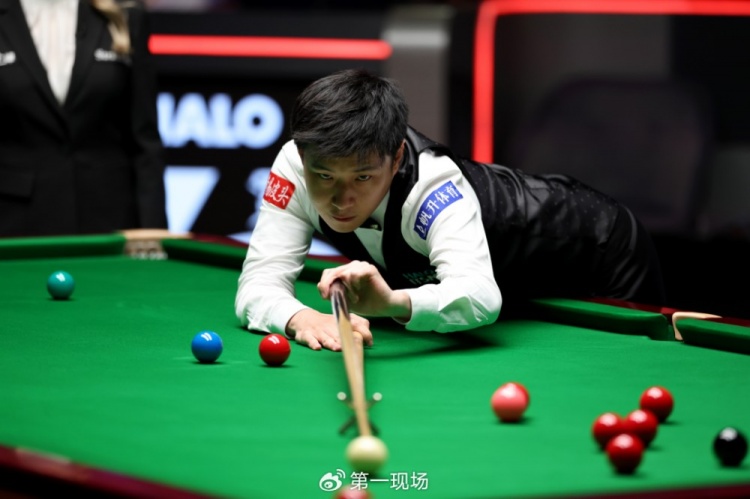 老师回忆赵心童：性格比较安静、沉稳；对抽象概念的理解速度很快