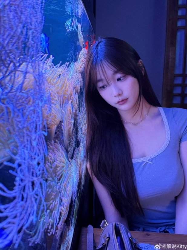 解说Kitty晒照：今天有没有想我~