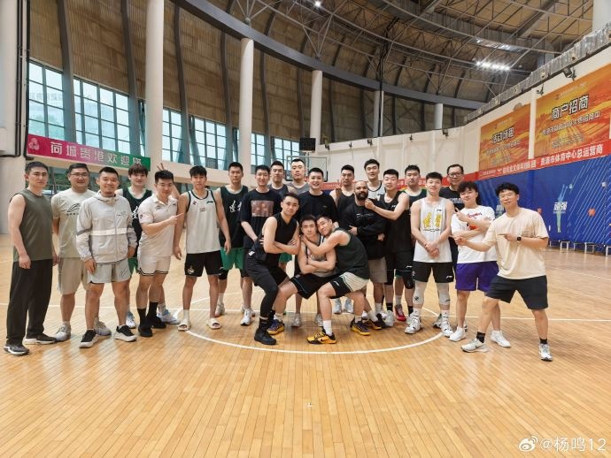 杨鸣：大家都很珍惜四年一次为家乡出战的机会全运会正赛见