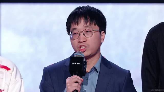 Tabe：我们不被看好 可能不是最强但我们练 谁现在还看不起我们！