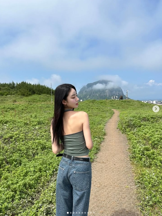 Peyz姐姐晒照：