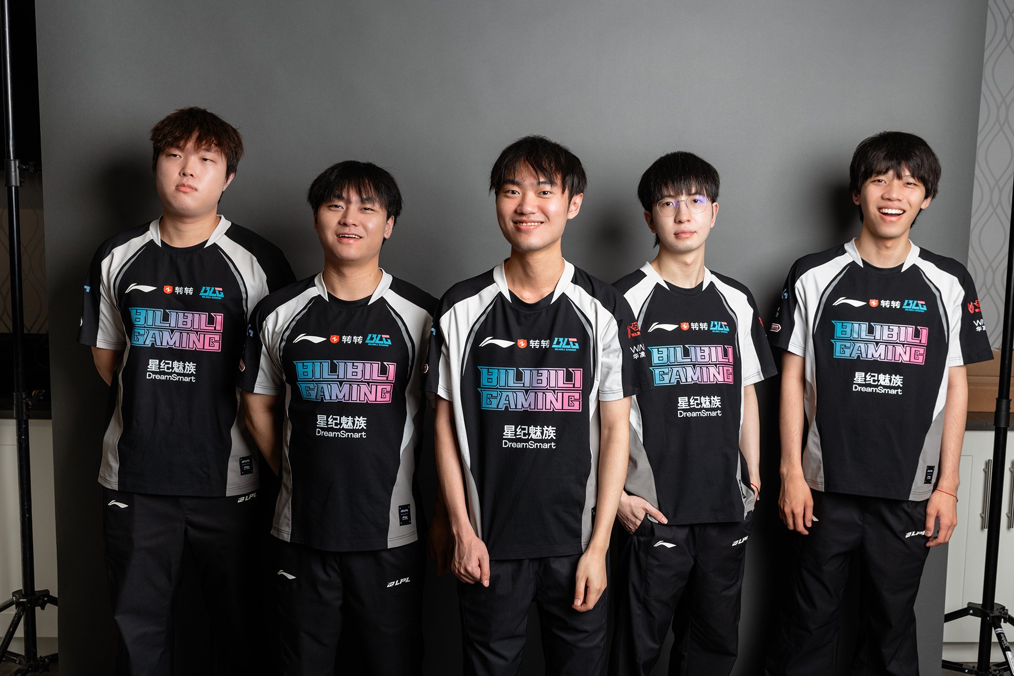 Knight：只要和队友配合好，我的实力是完全可以赢Faker/Chovy的!