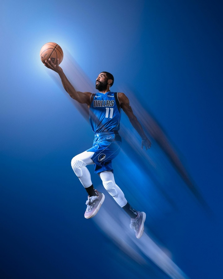 动作潇洒！欧文为NBA2K拍摄宣传照这是准备代言吗
