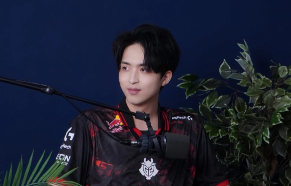 Hans sama：我认为AL 3-2取胜，如果是G2的话会3-0 FLY