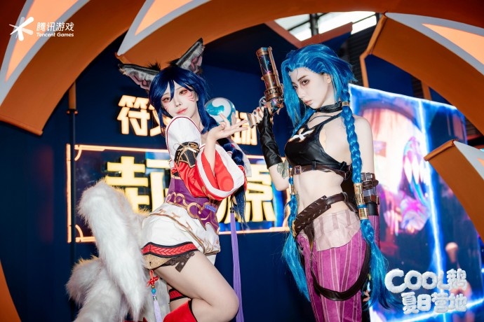 腾讯分享ChinaJoy Coser返图合集：在营地被coser老师的美貌击中
