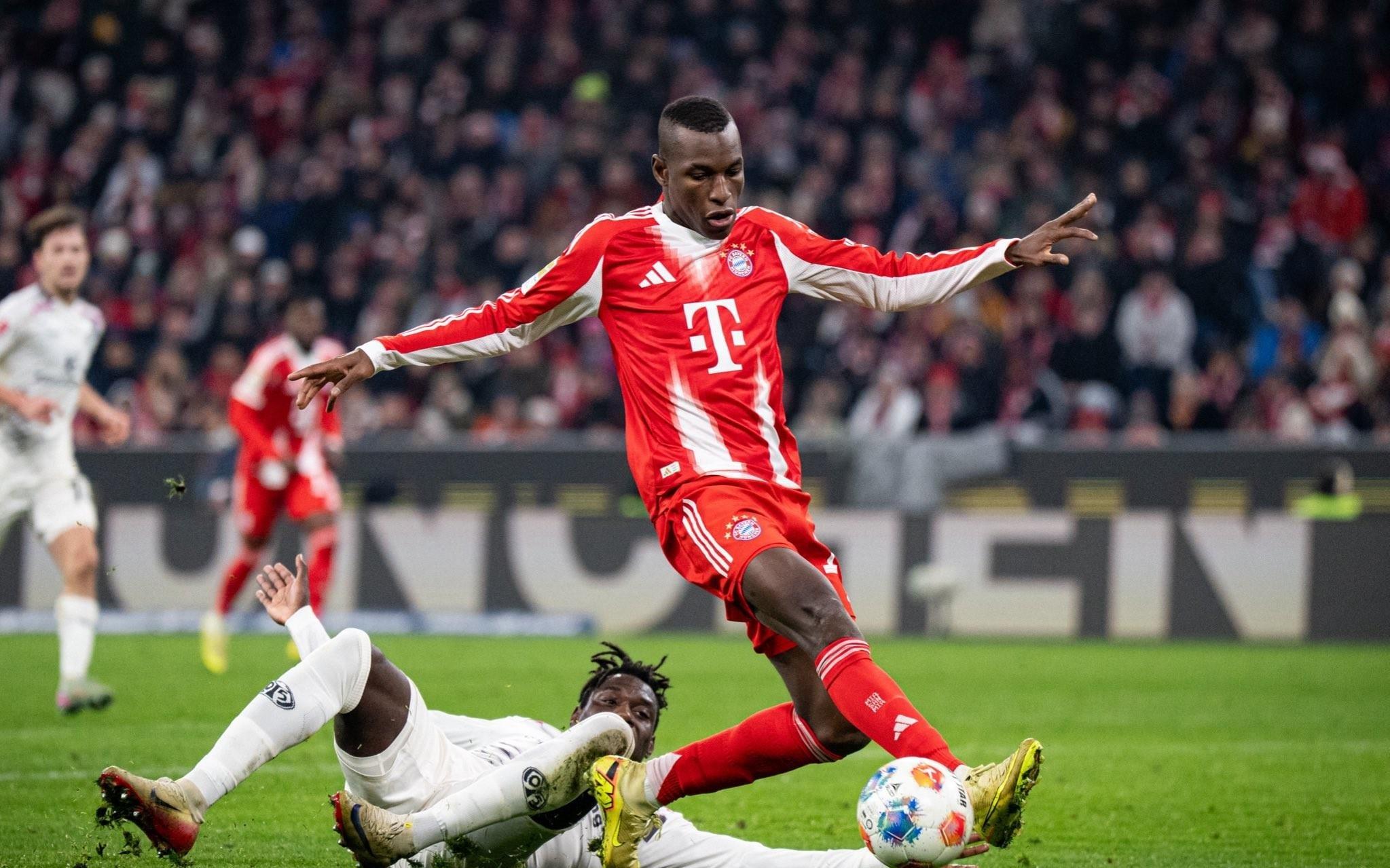 惊险战平副班长，拜仁本赛季主场全胜