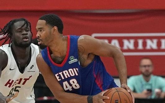 Haynes：自由球员加里森布鲁克斯已与鹈鹕达成一份协议