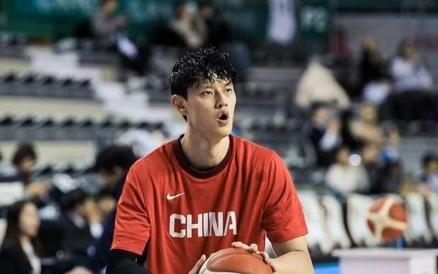 CBA曾凡博未与北汽进行踩场训练未来去向待定