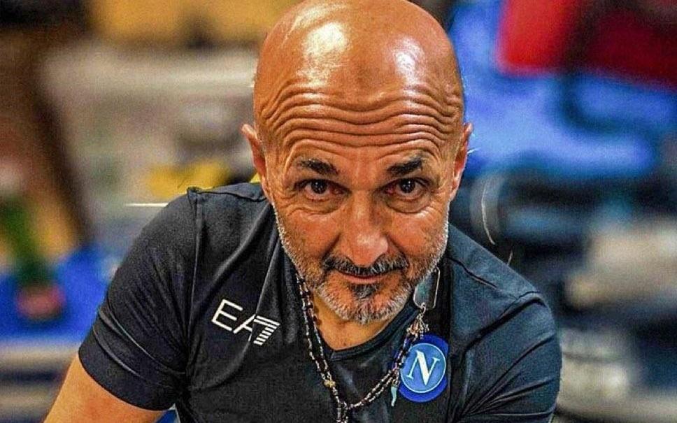 罗体：斯帕莱蒂重回那不勒斯全程遭嘘，球迷不原谅他执教尤文