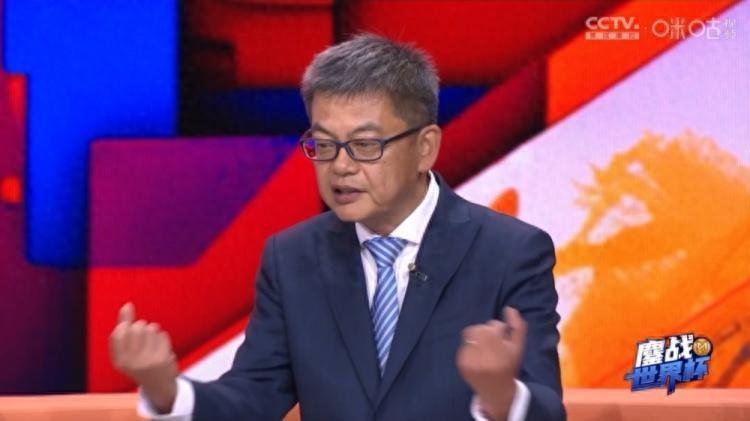 詹姆斯要宣布重大决定，不想打了苏群说出心里话，原来如此