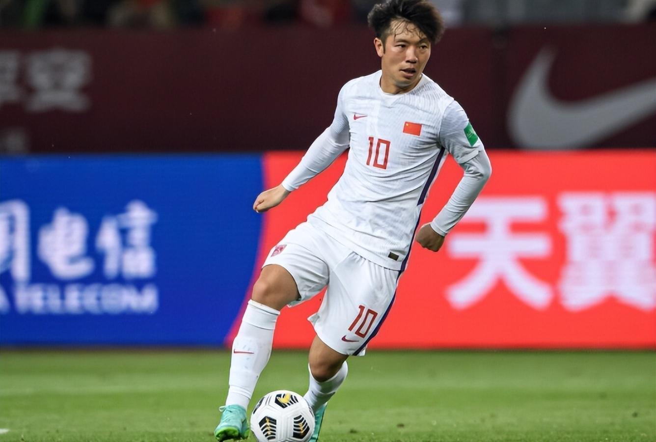 不是韩鹏也不是李霄鹏！他才是鲁能最成功的救火教练，引发热议