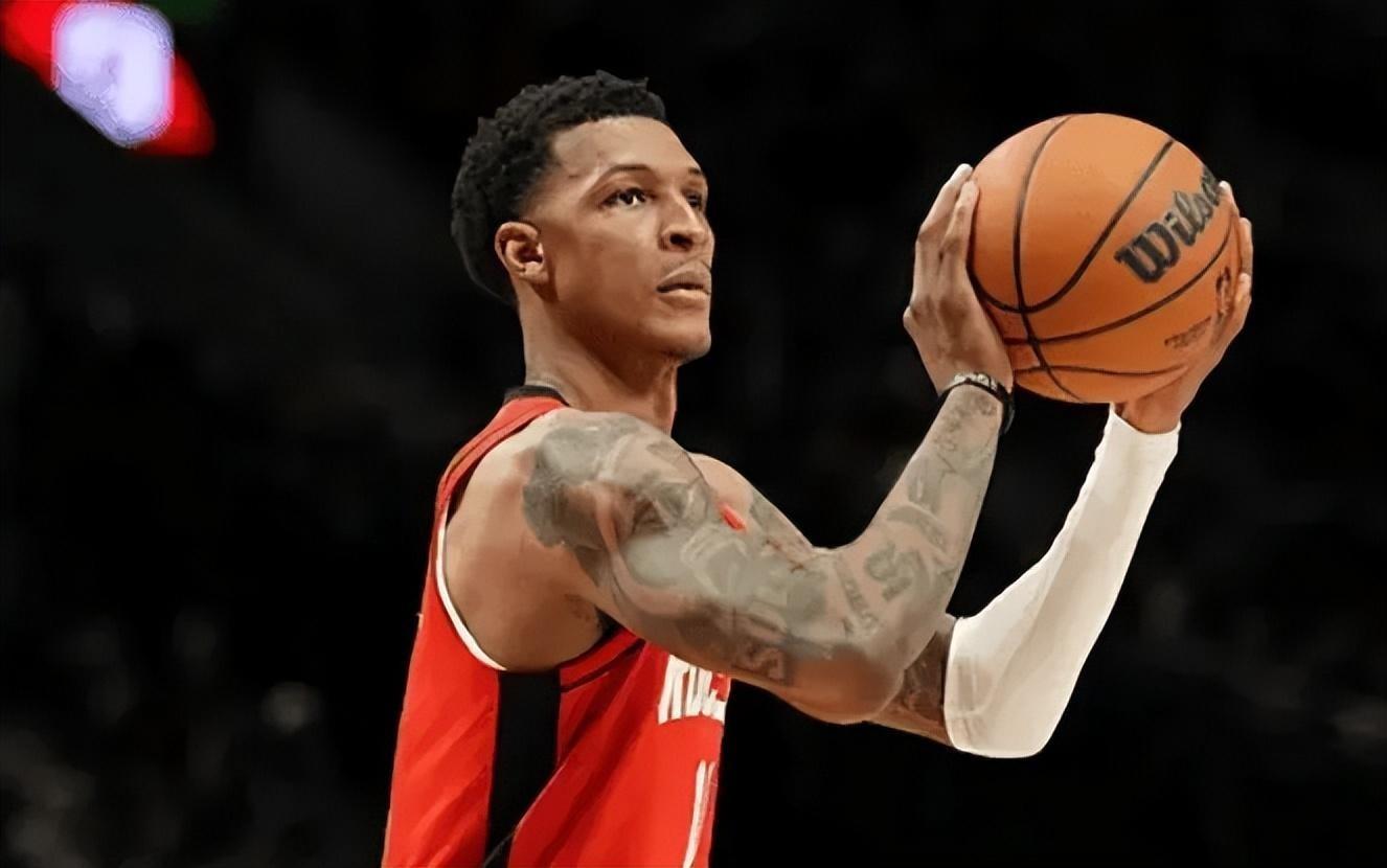 原来乌度卡知道！发布会批史密斯，不想死草杜兰特，为何没行动