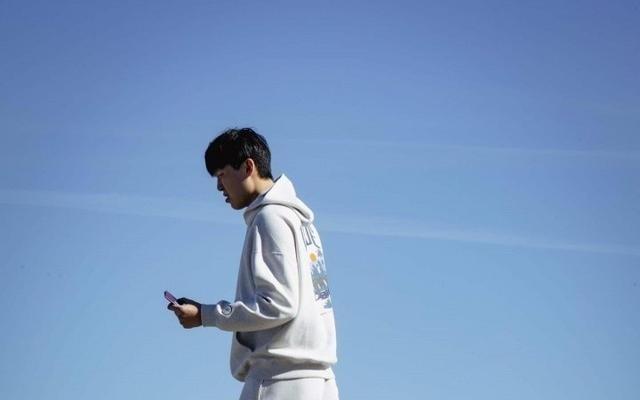 开拓者vs勇士前瞻：杨瀚森季前赛首秀引关注库里领衔全老将出战