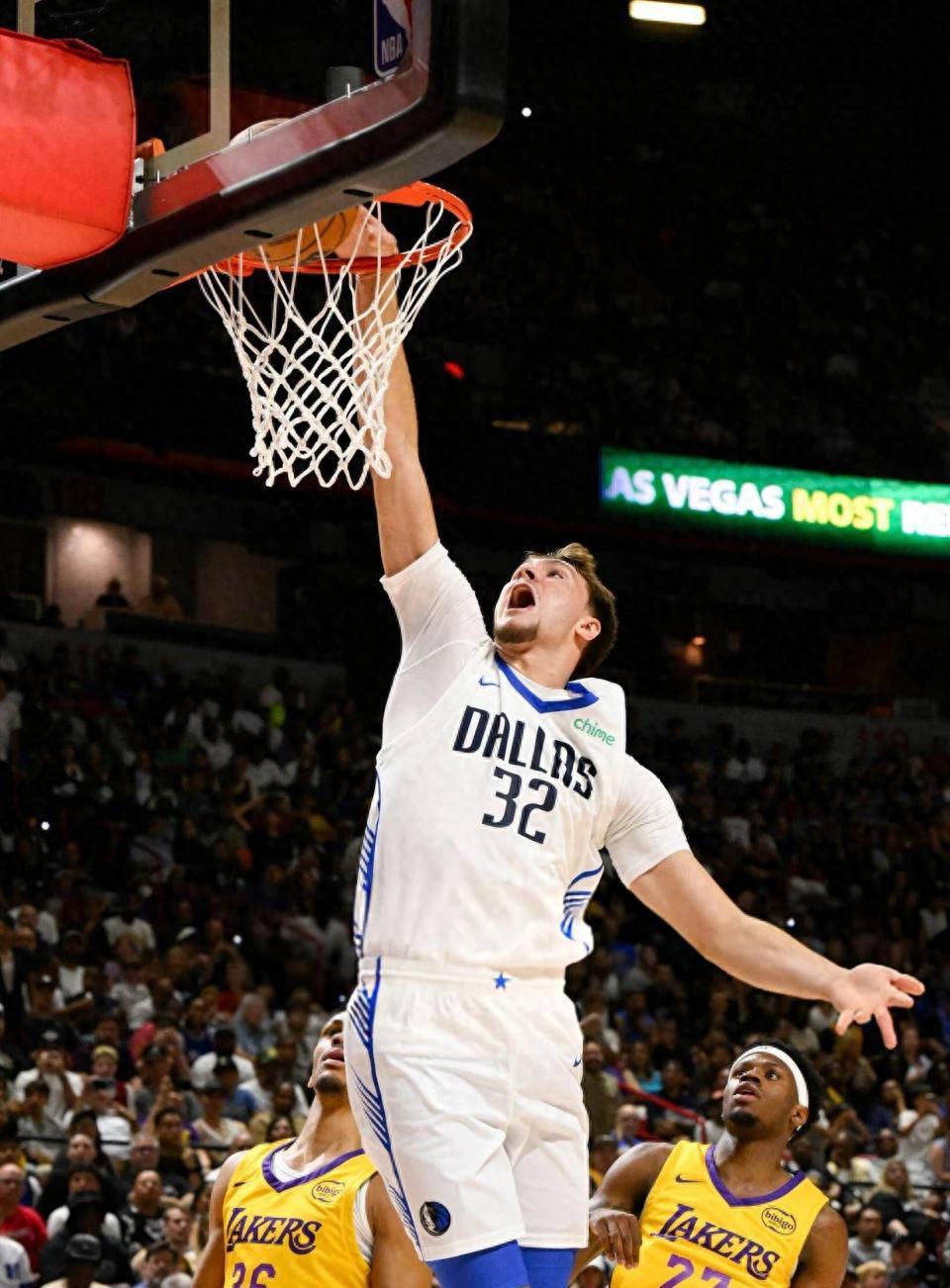 NBA最年轻40分先生是弗拉格，70分是布克，那50分和60分呢