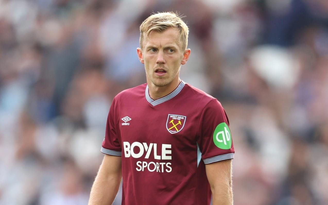 天空：西汉姆联中场沃德普劳斯正在接受伯恩利体检