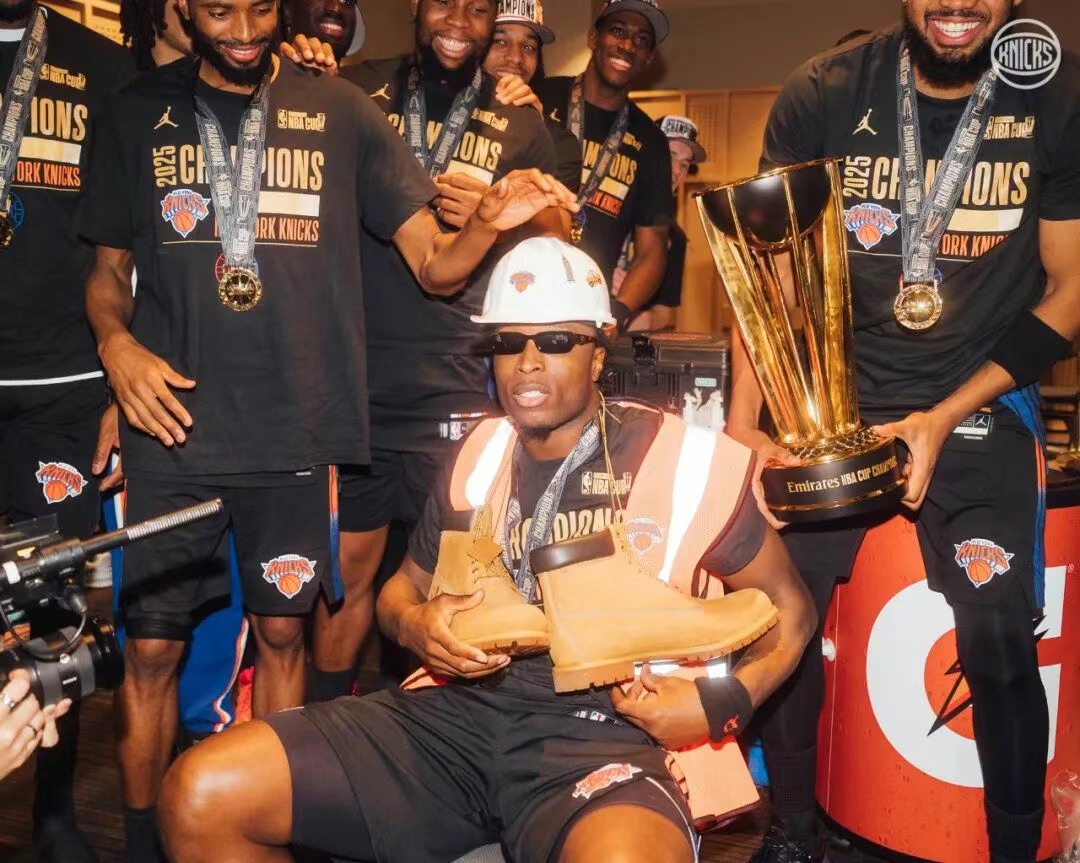 真硬！攻防两端完爆对手，妥妥的冠军拼图，尼克斯，赚到了