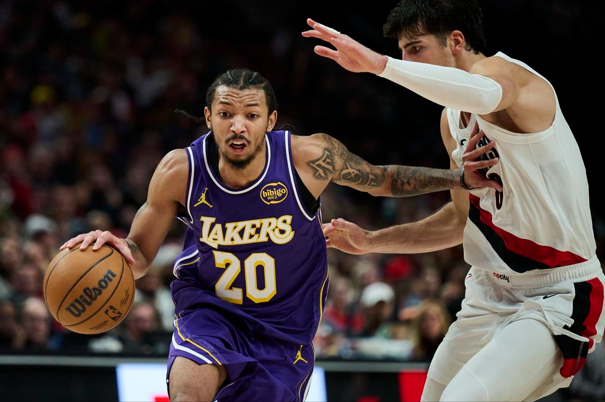 前最强高中生吐完大爆发，刷新队史纪录，湖人三阵有大惊喜