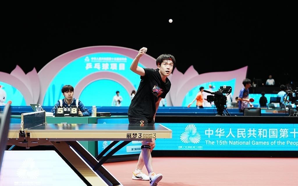 王楚钦全运会男单晋级，下一轮迎战黄镇廷