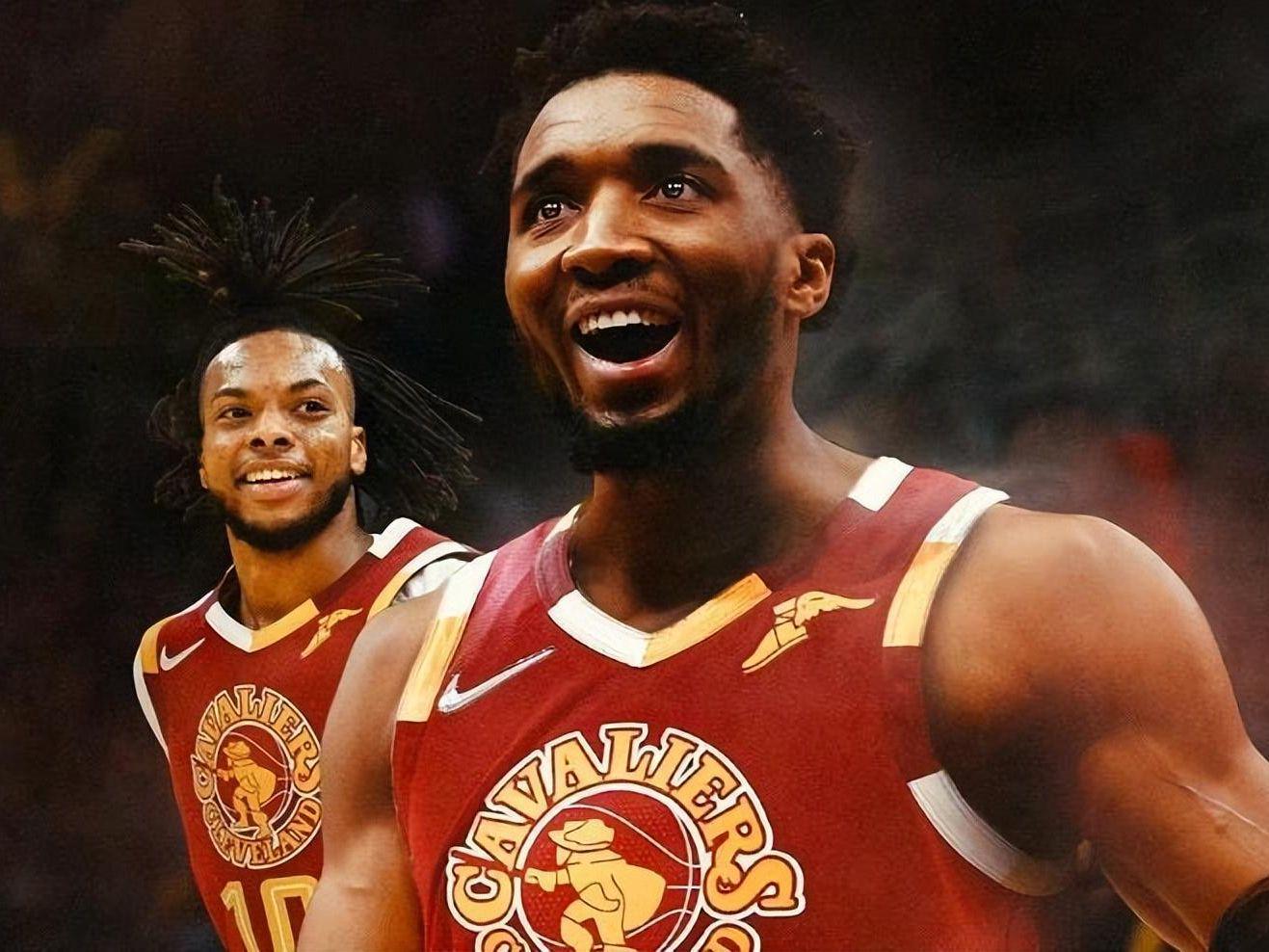 3年1.5亿！3年1.27亿！NBA最矮双枪被低估了，15人豪阵冲击总冠军