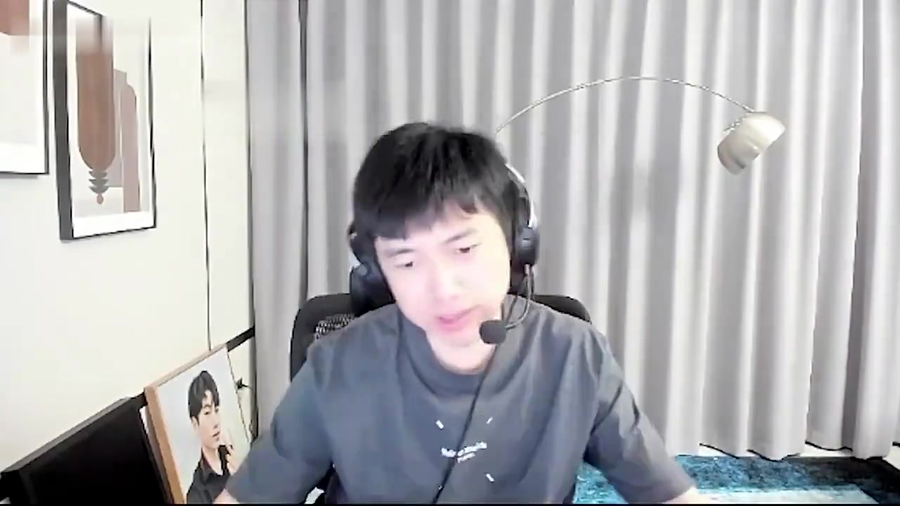 Xinyi：老头杯不参加了，这几届有谁吃到白流量啊