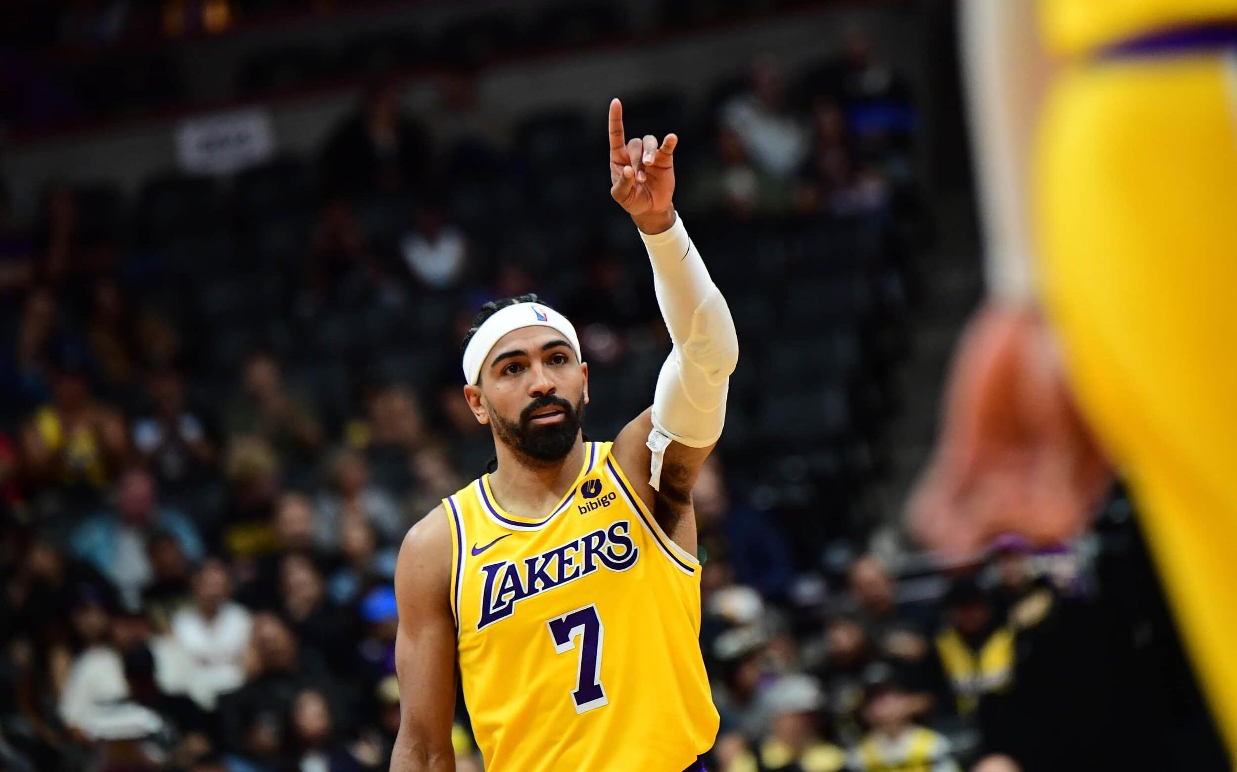 虎头蛇尾!文森特三分5中5后10中1得到22分3助攻