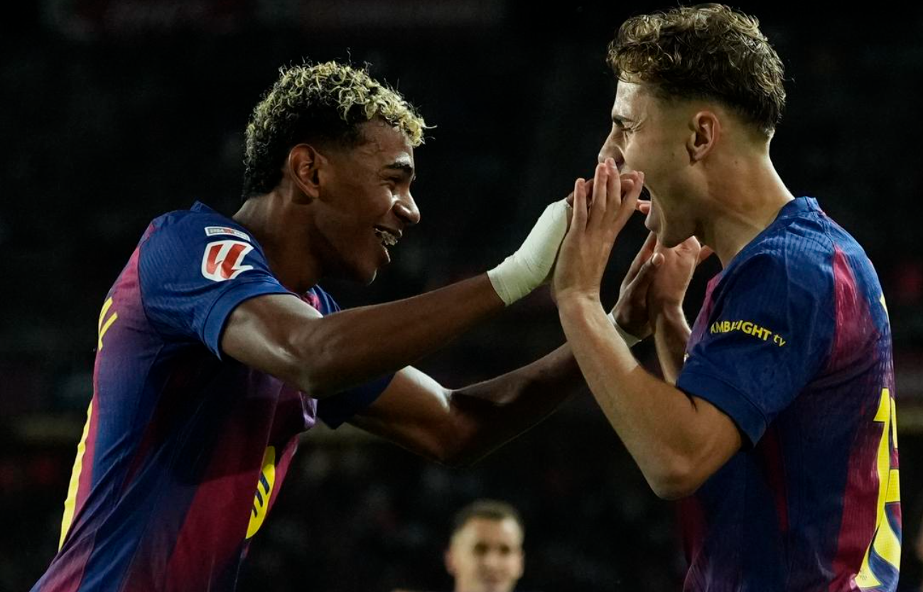 一场31让巴萨缩小差距，拉什福德神了：14场造12球