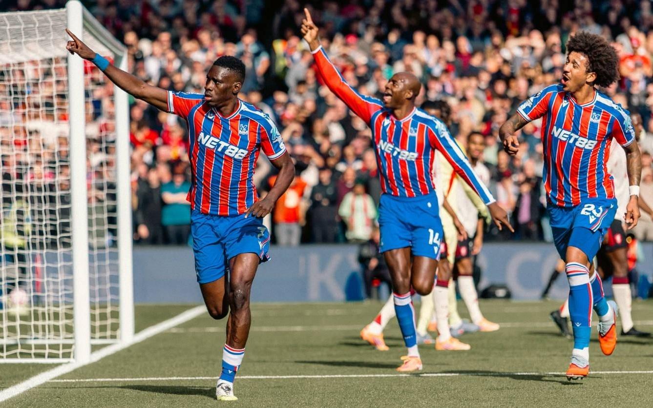 水晶宫本赛季社区盾+英超都战胜利物浦，两队下月英联杯交锋