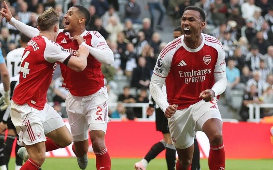 阿森纳英超时代第二次84分钟落后最终逆转，两次阿尔特塔均参与